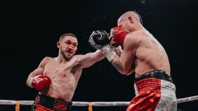 🌠Huge congrats to our ambassador, 
@jazzadickens10, who made a massive statement on Friday night!

The Brit showcased his varied arsenal, before landing a brutal uppercut in the 5th to leave Andoni Gago hurtling towards the canvas.

Then on to start round 3 of his 8 week project @jazzainthecommunity project in @derrymathews1 

#ButlerSultan 
@derrysgym1 
@derrysfitclub