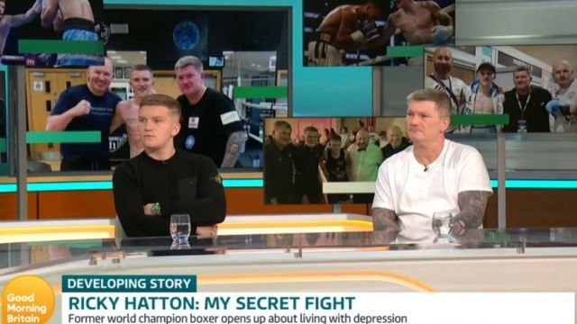 🌟 Earlier today @rickyhitmanhatton and @campbellhatton appeared on @gmb to discuss 'The Hitman's' battle with mental health and his massive fight with @marcobarrerat.

It was also great to see @magicmatthewhatton in the background wearing a Maverick Stars T-shirt 😉
#boxing #mentalhealth #mentalhealthawareness #HattonBarrera #depressionawareness

@deliciousboxing 
@kezzad8 
@jazzadickens10 
@conner_tudsbury 
@jamiemoore777 
@aprilhunterboxing